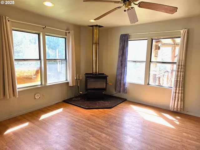 $239,900 | 4035 Patterson Drive, Canyon City, OR 97820