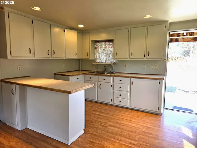 $239,900 | 4035 Patterson Drive, Canyon City, OR 97820