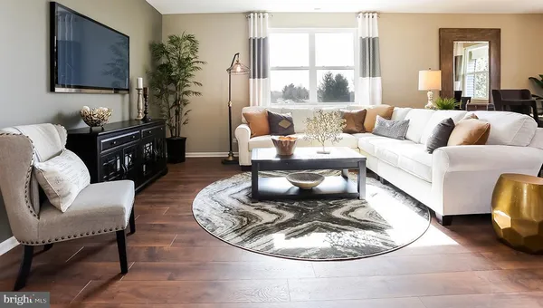 $585,990 | 1430 Silk Run, Breinigsville, PA 18031