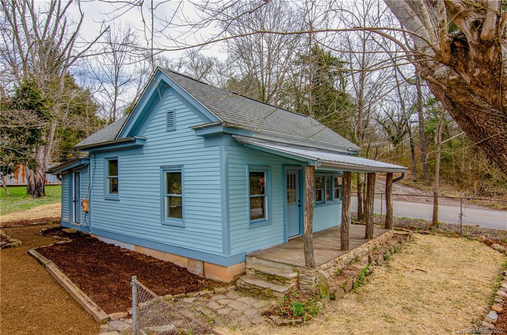 983 Tinsley Road Brevard, NC 28712 - Photo 2 of 21 Gallery Image 2
