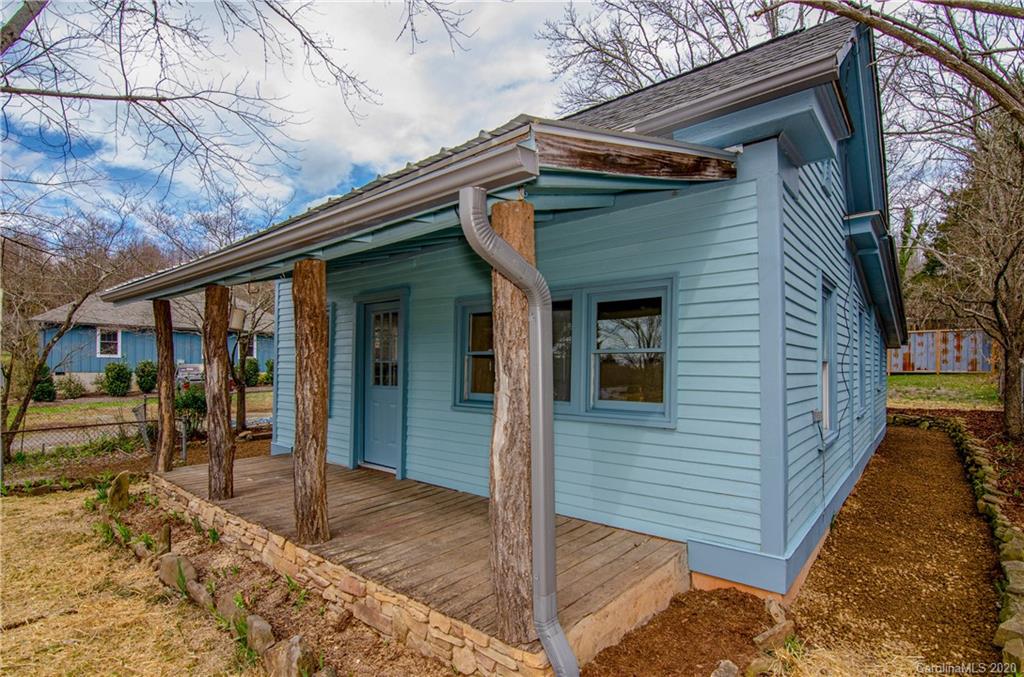 983 Tinsley Road Brevard, NC 28712 - Photo 4 of 21 Gallery Image 4
