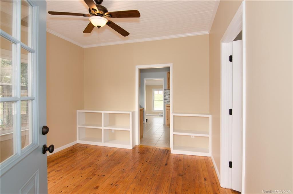 983 Tinsley Road Brevard, NC 28712 - Photo 5 of 21 Gallery Image 5