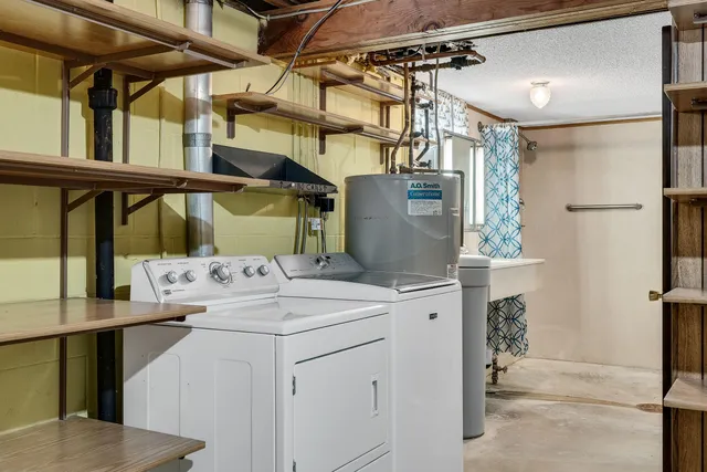 $319,900 | 1332 East Avenue North, Onalaska, WI 54650