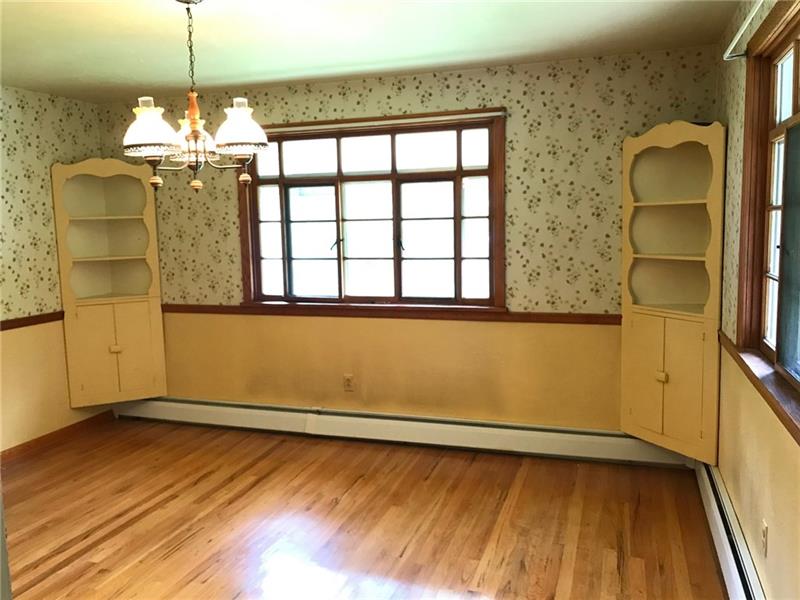 751 Saxonburg Road Butler, PA 16002 - Photo 5 of 21