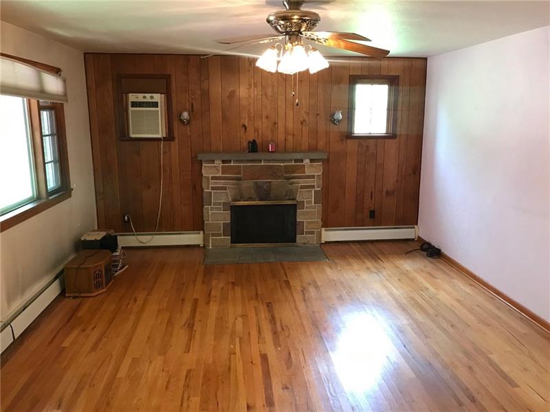 751 Saxonburg Road Butler, PA 16002 - Photo 6 of 21