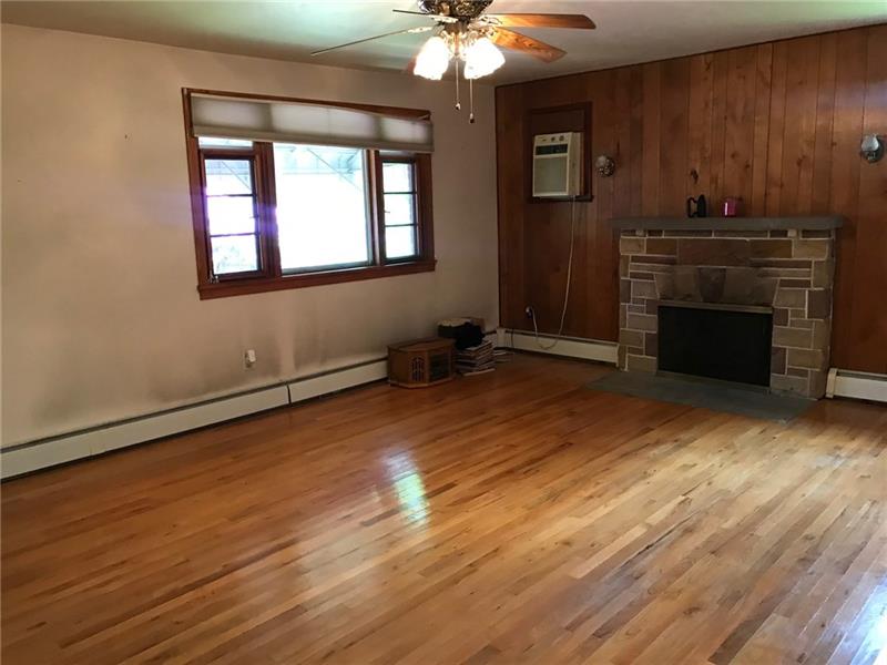 751 Saxonburg Road Butler, PA 16002 - Photo 7 of 21