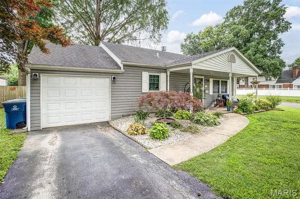 $149,900 | 2000 Richmond Avenue, Granite City, IL 62040