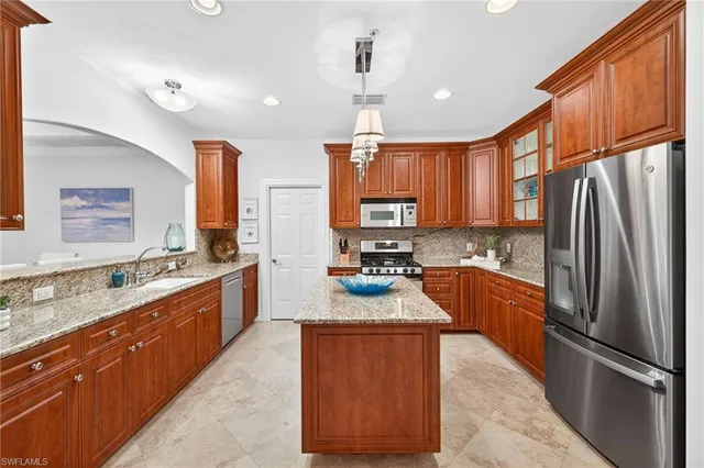 $1,150,000 | 2805 Tiburon Boulevard East, Unit 1101, Naples, FL 34109