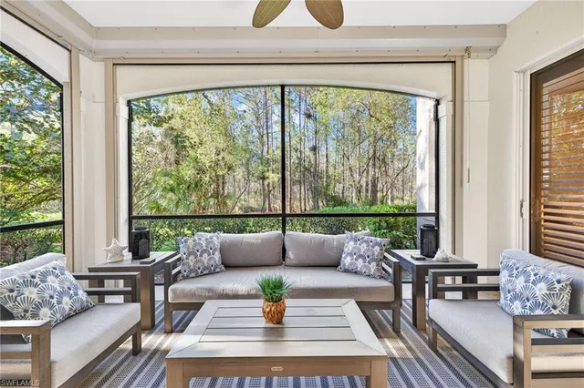 $1,150,000 | 2805 Tiburon Boulevard East, Unit 1101, Naples, FL 34109