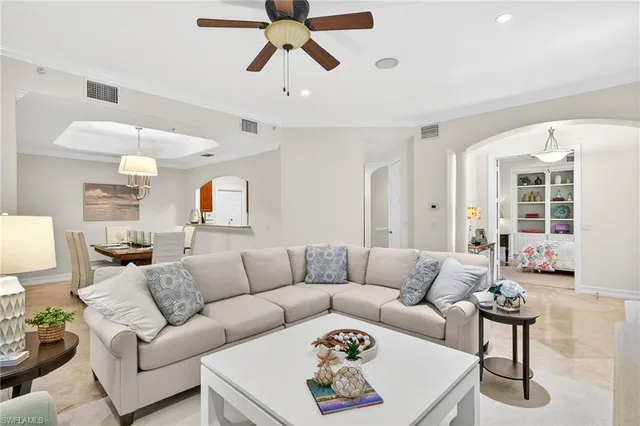 $1,150,000 | 2805 Tiburon Boulevard East, Unit 1101, Naples, FL 34109