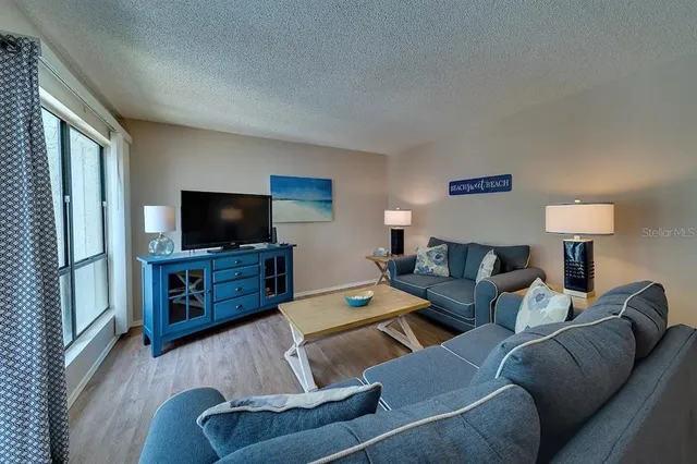 $5,000 | 6157 Midnight Pass Road, Unit D32, Sarasota, FL 34242