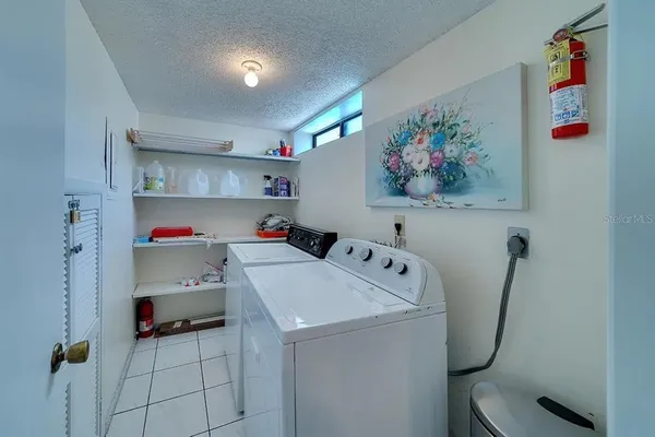 $5,000 | 6157 Midnight Pass Road, Unit D32, Sarasota, FL 34242