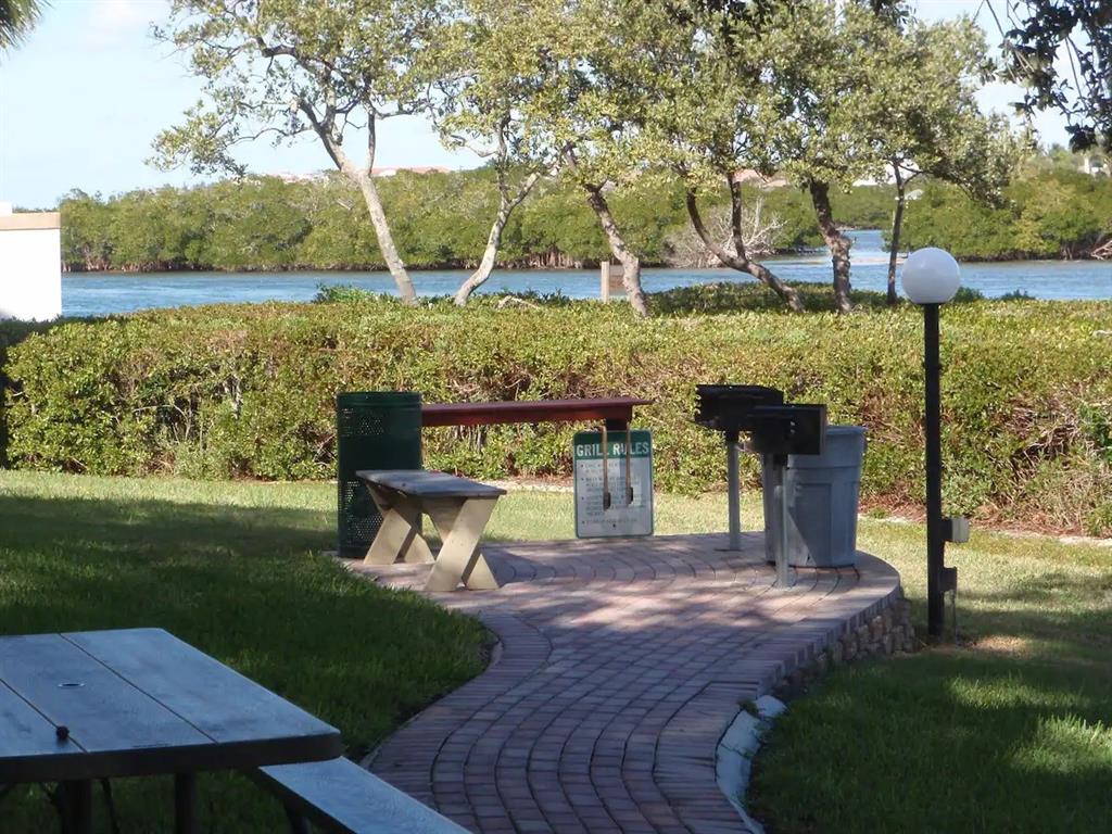 6157 Midnight Pass Road, Unit D32 Sarasota, FL 34242 - Photo 27 of 41