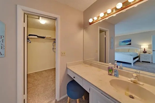 $5,000 | 6157 Midnight Pass Road, Unit D32, Sarasota, FL 34242