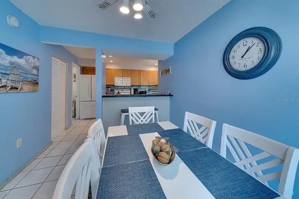 $5,000 | 6157 Midnight Pass Road, Unit D32, Sarasota, FL 34242