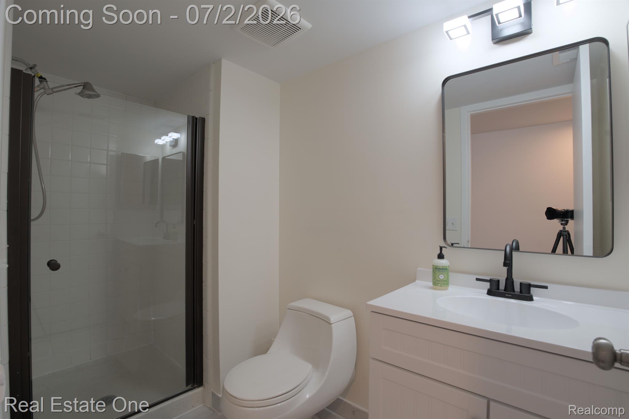 1944 Klingensmith Road, Unit 41 Bloomfield Hills, MI 48302 - Photo 20 of 25 Bath #2