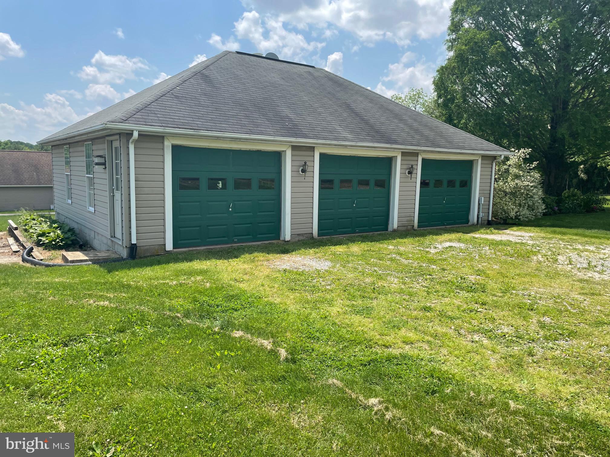 15 Watters Road New Park, PA 17352 - Photo 3 of 5 Gallery Image 3
