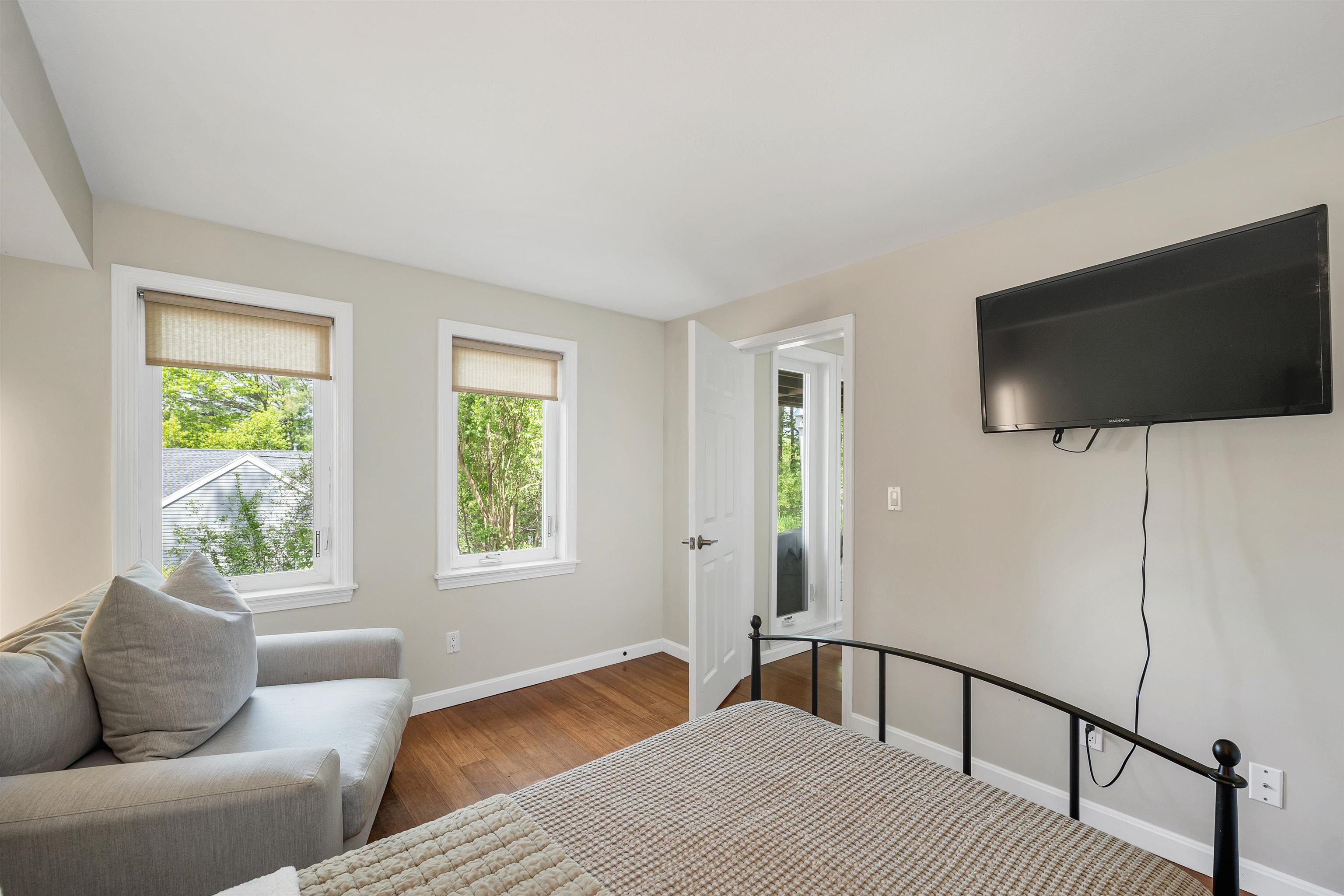 204 Chase Way Manchester, NH 03104 - Photo 33 of 50