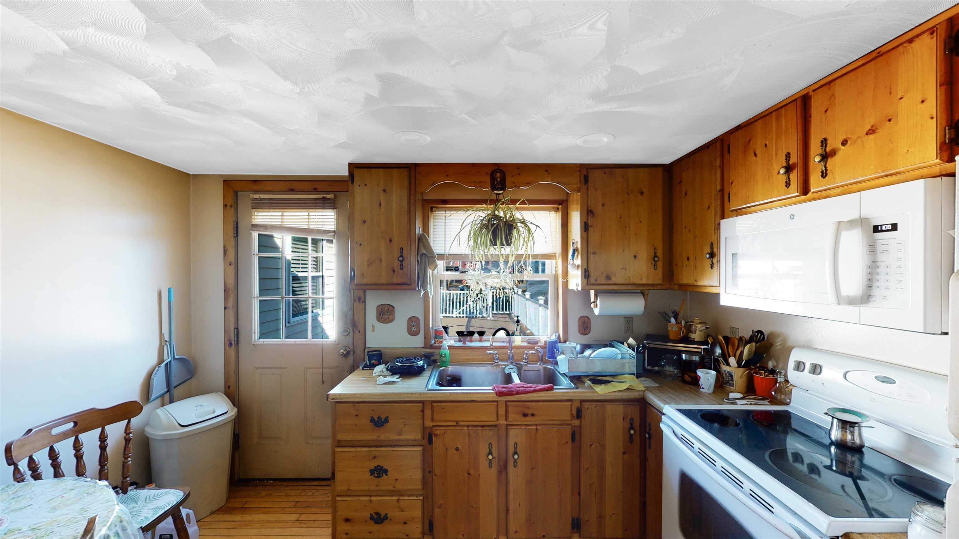 82 Butler Street Salem, NH 03079 - Photo 16 of 20