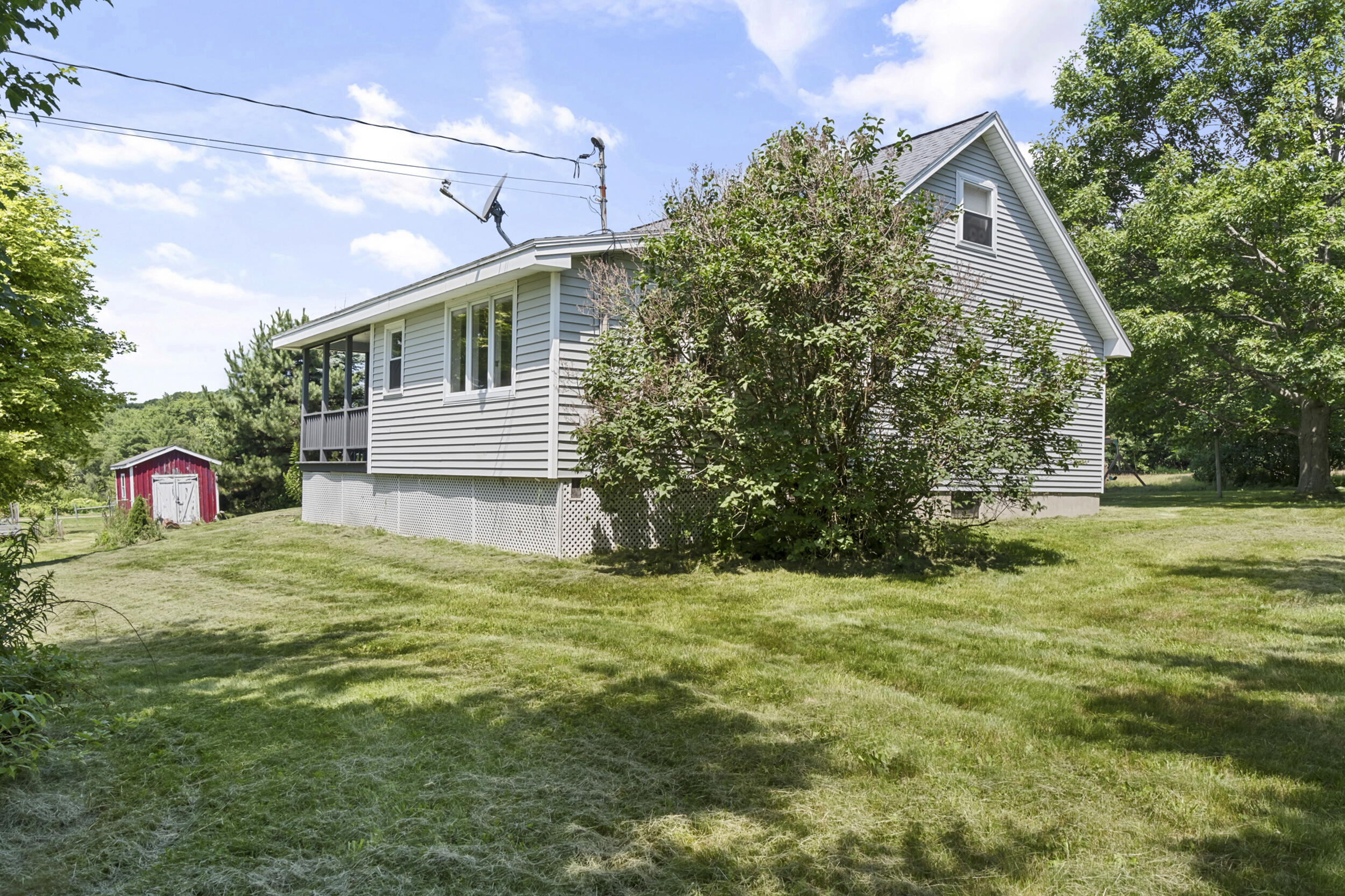 256 Belgrade Road Mount Vernon, ME 04352 - Photo 12 of 47 256_belgrade_rd-exterior-17