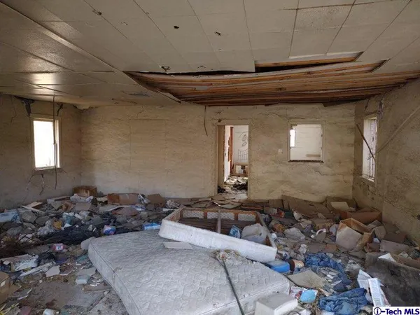 $20,000 | 82413 4th Street, Trona, CA 93562