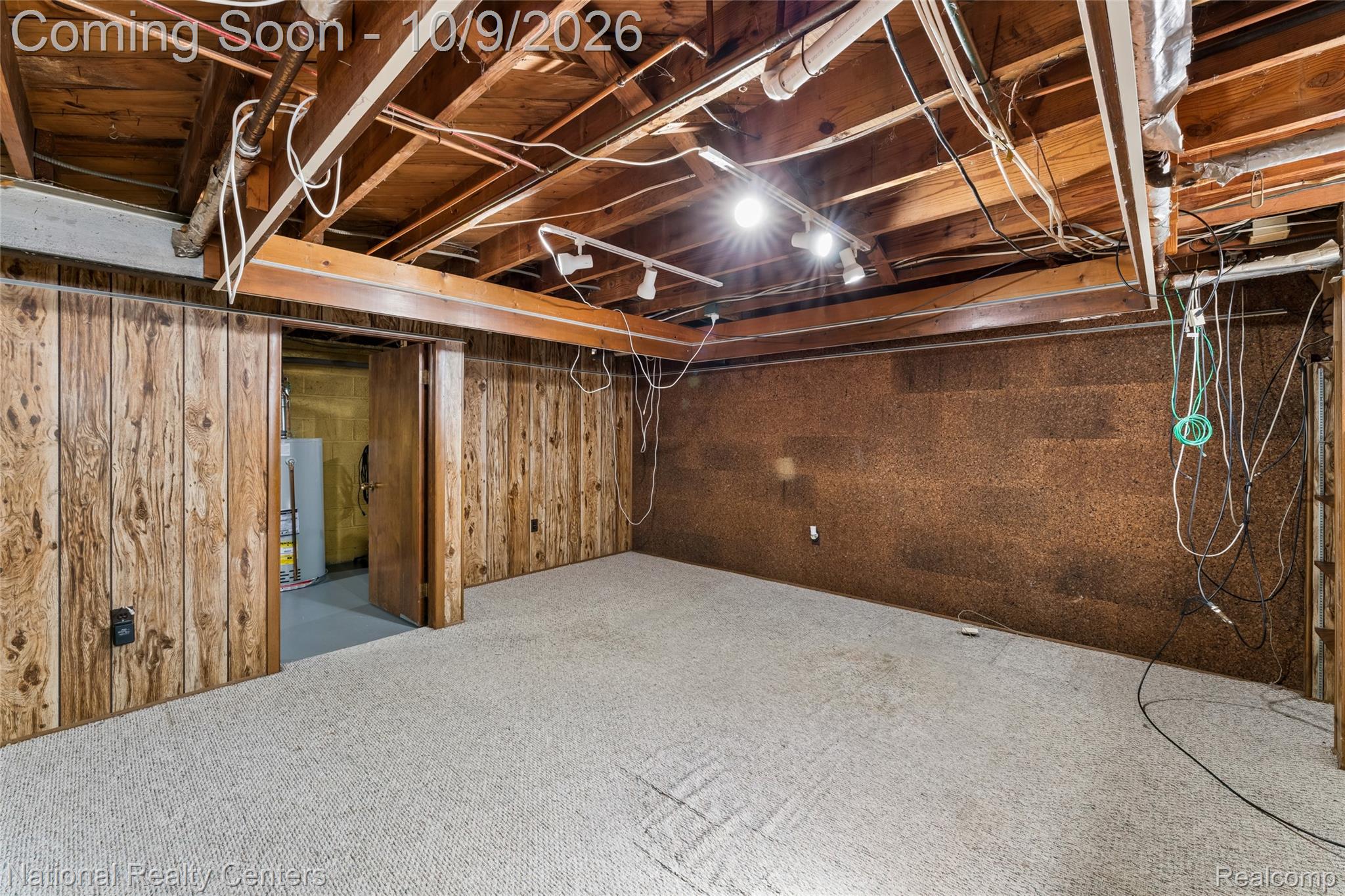 2444 Packard Road Ann Arbor, MI 48104 - Photo 20 of 31 photos_high_resolution_24.jpg