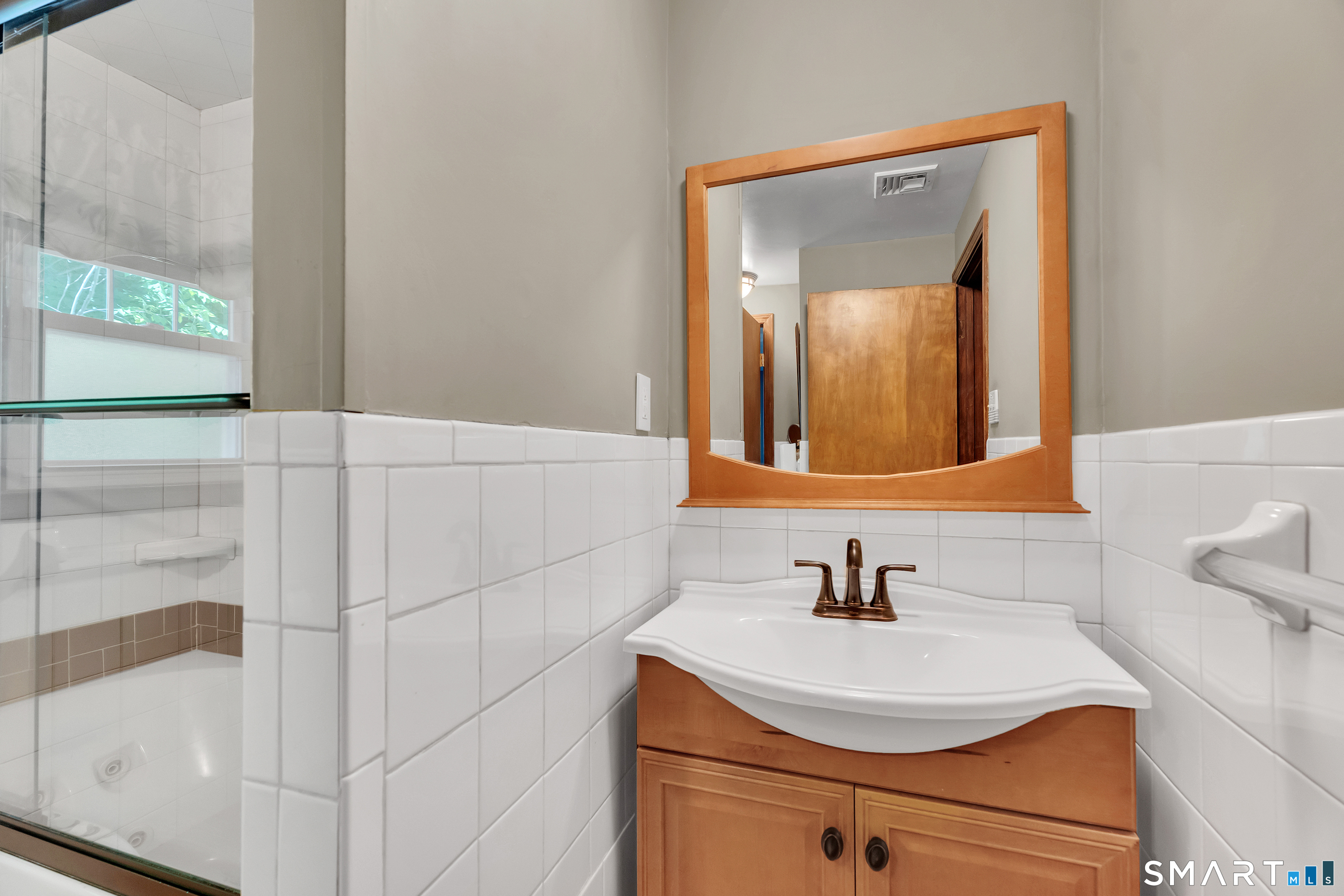 199 Forest Street Hamden, CT 06518 - Photo 26 of 40