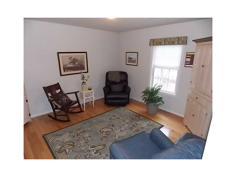 1096 Middle Road East Greenwich, RI 02818 - Photo 11 of 20 Bedroom.