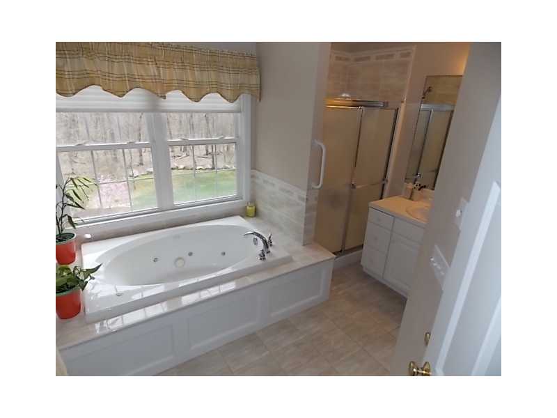 1096 Middle Road East Greenwich, RI 02818 - Photo 10 of 20 Master Bath/Spa.