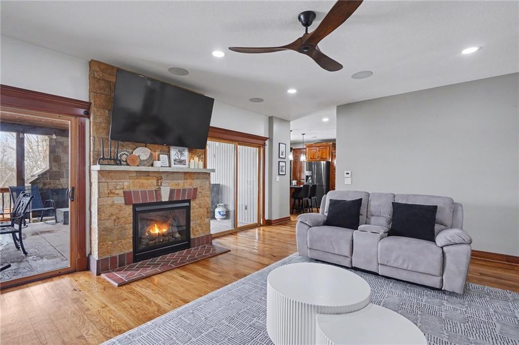 17492 Evans Road Tonganoxie, KS 66086 - Photo 27 of 80