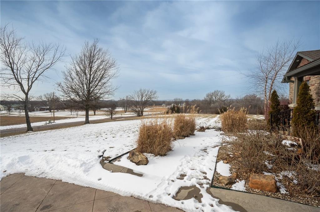 17492 Evans Road Tonganoxie, KS 66086 - Photo 5 of 80