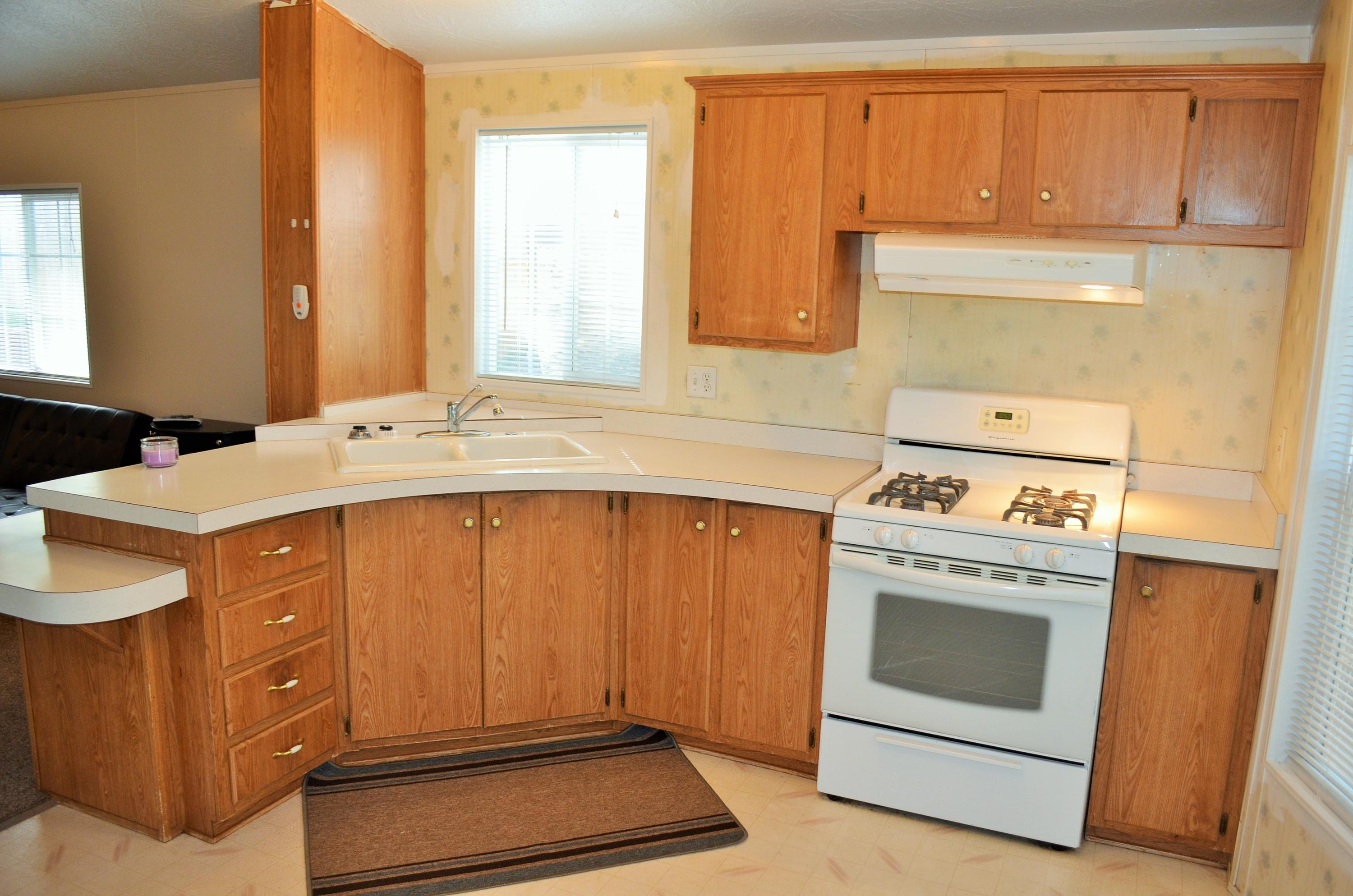 21055 Ina Way Anderson, CA 96007 - Photo 13 of 51 DSC_0202.JPG