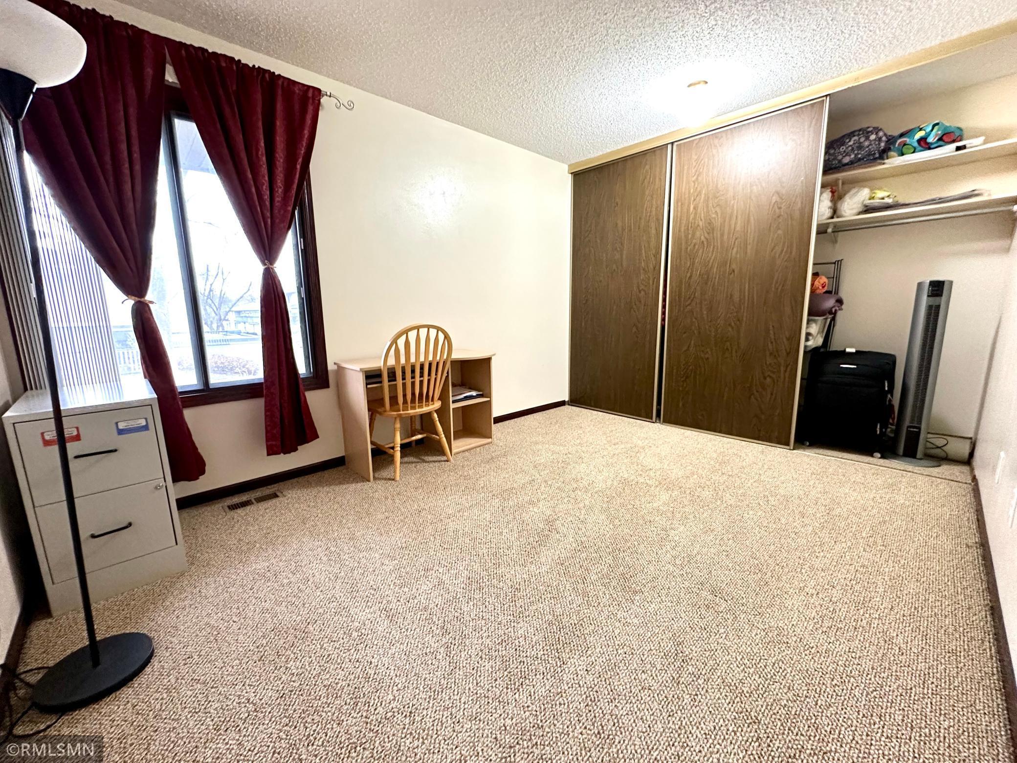 1228 Wagon Wheel Road Hopkins, MN 55343 - Photo 18 of 22