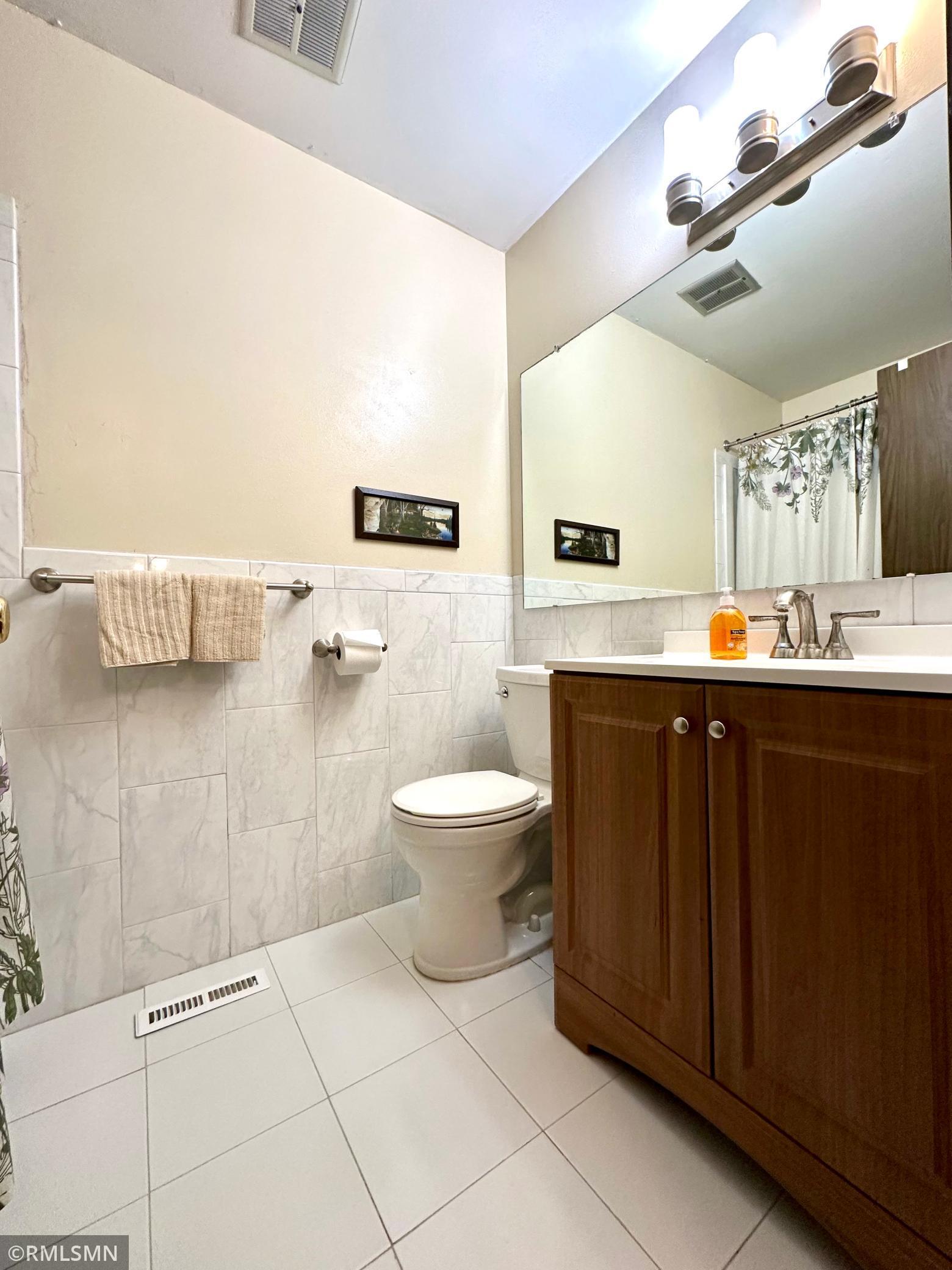 1228 Wagon Wheel Road Hopkins, MN 55343 - Photo 20 of 22