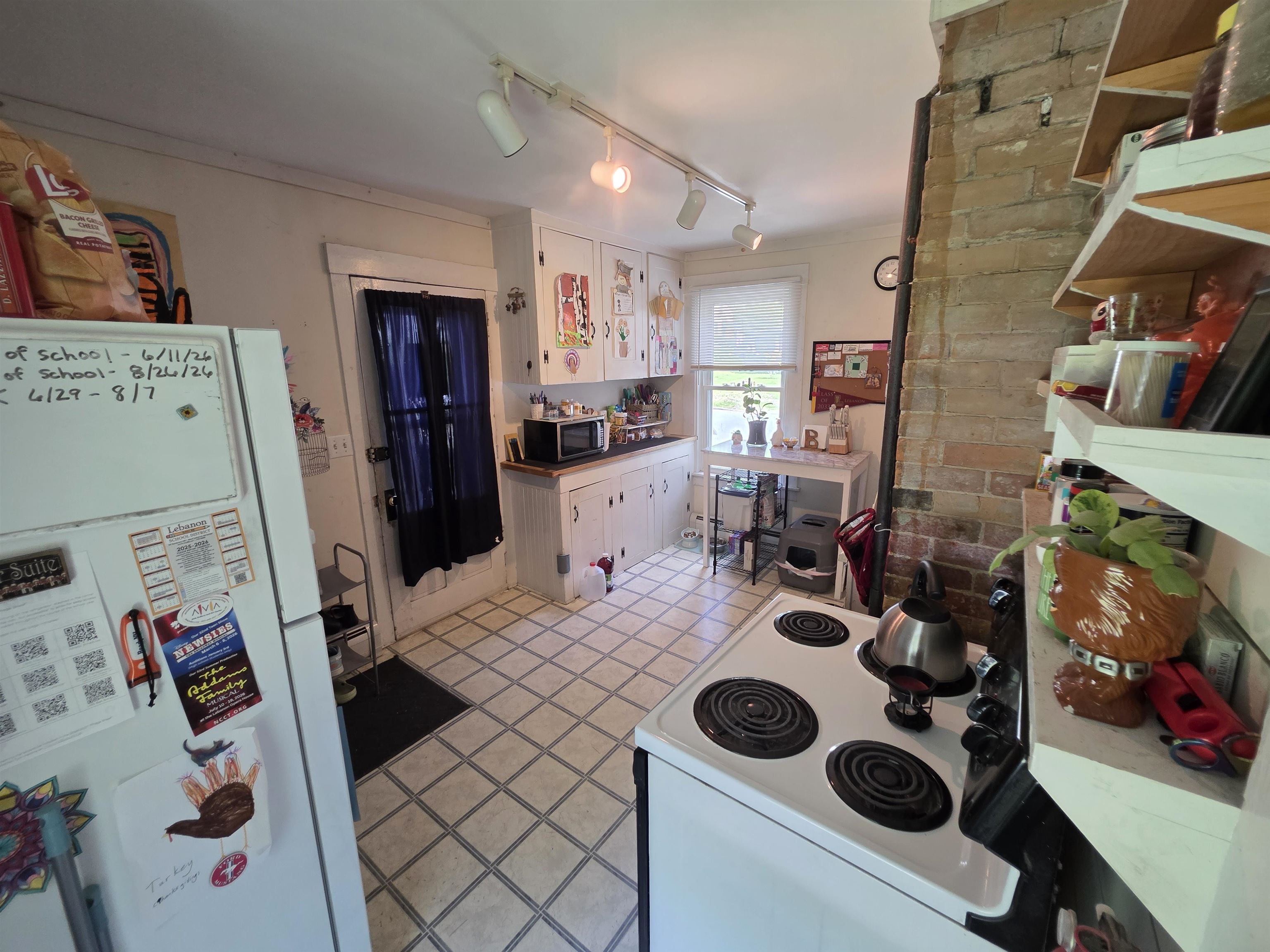 6 Pine Street Lebanon, NH 03766 - Photo 4 of 28