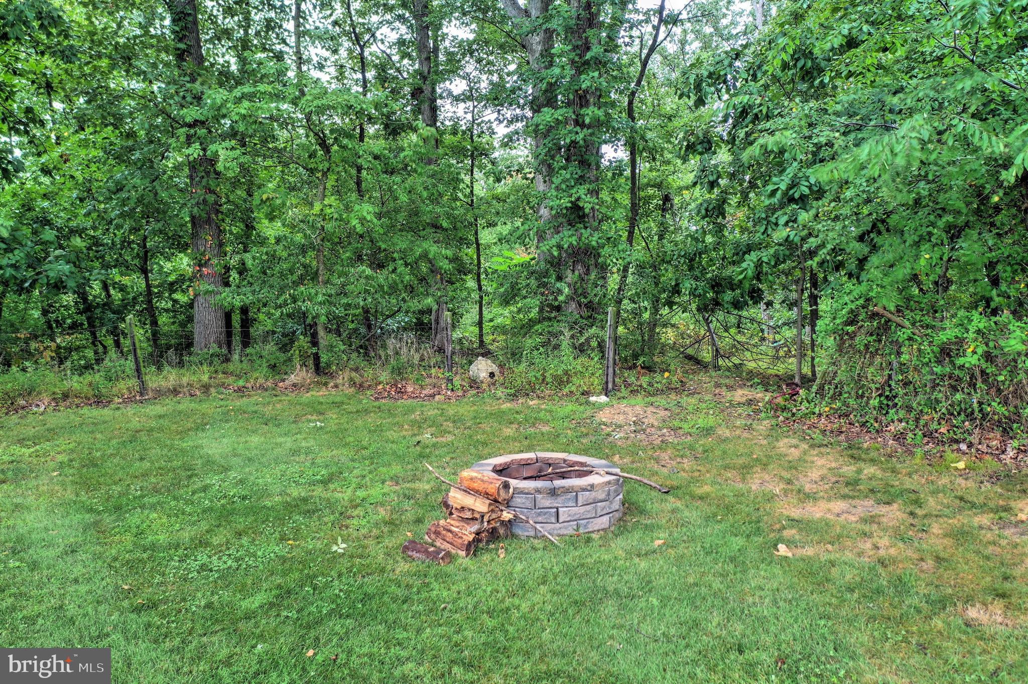 980 Ripple Drive Hanover, PA 17331 - Photo 6 of 53