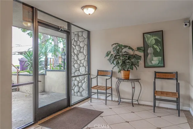 $480,000 | 3516 East Ransom Street, Unit 204, Long Beach, CA 90804