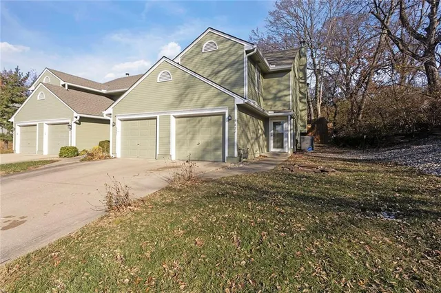 $222,000 | 6625 North Cosby Avenue, Kansas City, MO 64151