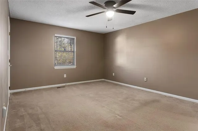 $222,000 | 6625 North Cosby Avenue, Kansas City, MO 64151