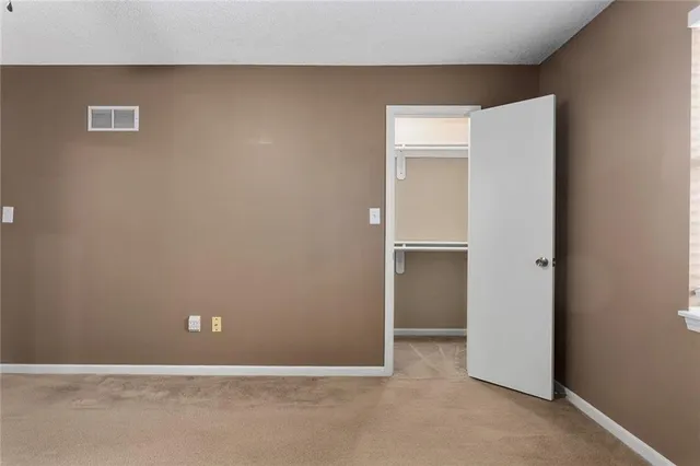 $222,000 | 6625 North Cosby Avenue, Kansas City, MO 64151