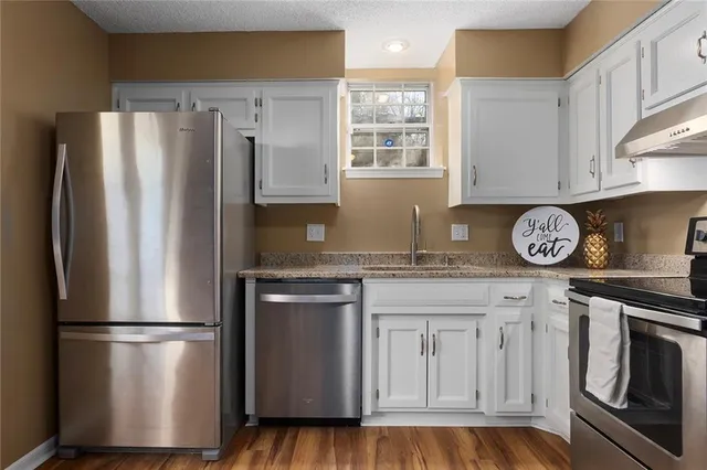 $222,000 | 6625 North Cosby Avenue, Kansas City, MO 64151