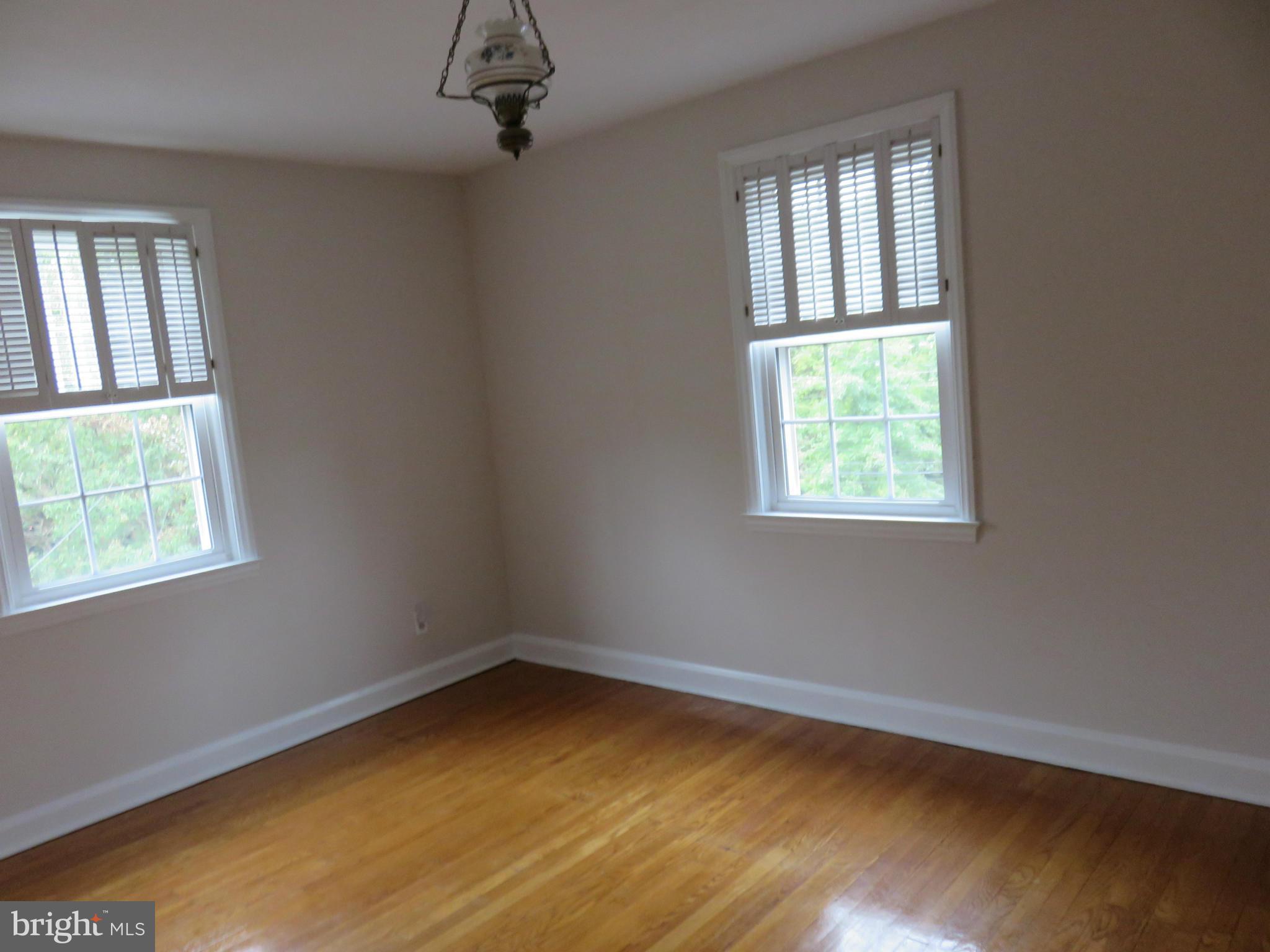 1930 Edgewood Road Baltimore, MD 21286 - Photo 17 of 30 an empty room with a window