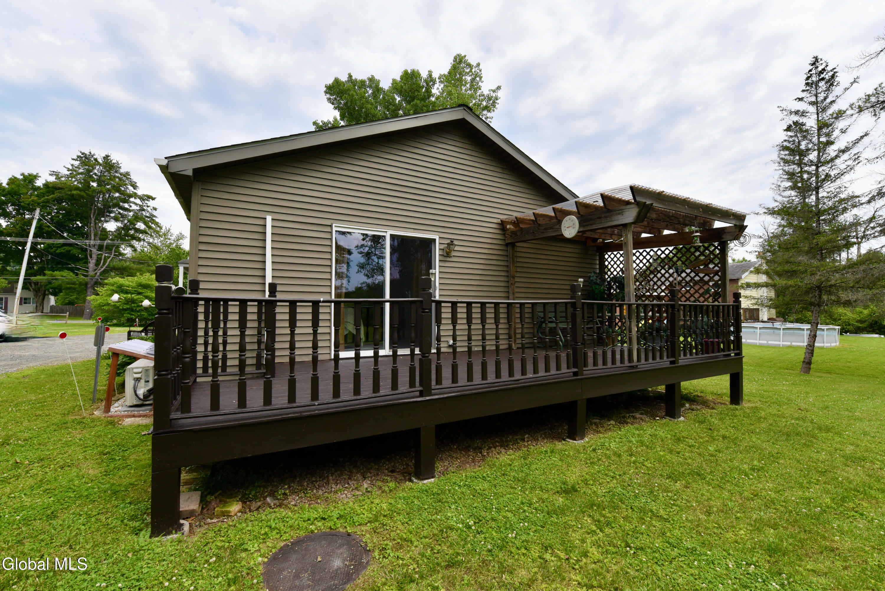 1252 Midline Road Amsterdam, NY 12010 - Photo 28 of 31 41