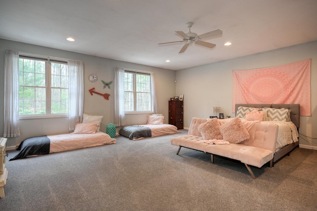 172 New Boston Road Sturbridge, MA 01566 - Photo 28 of 41 Gallery Image 28