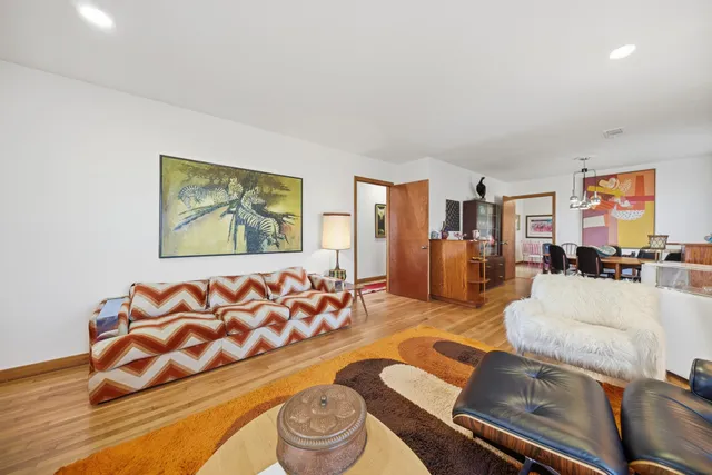 $3,507,768 | 6921 Schulz Lane, Bleiblerville, TX 78931