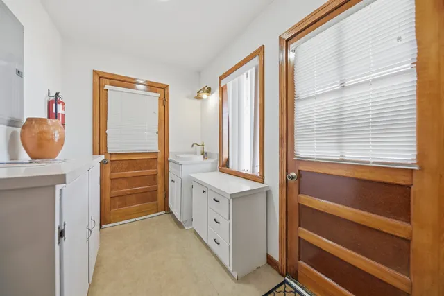 $3,507,768 | 6921 Schulz Lane, Bleiblerville, TX 78931