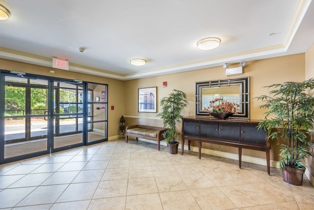318 Rindge Avenue, Unit 406 Cambridge, MA 02140 - Photo 3 of 12