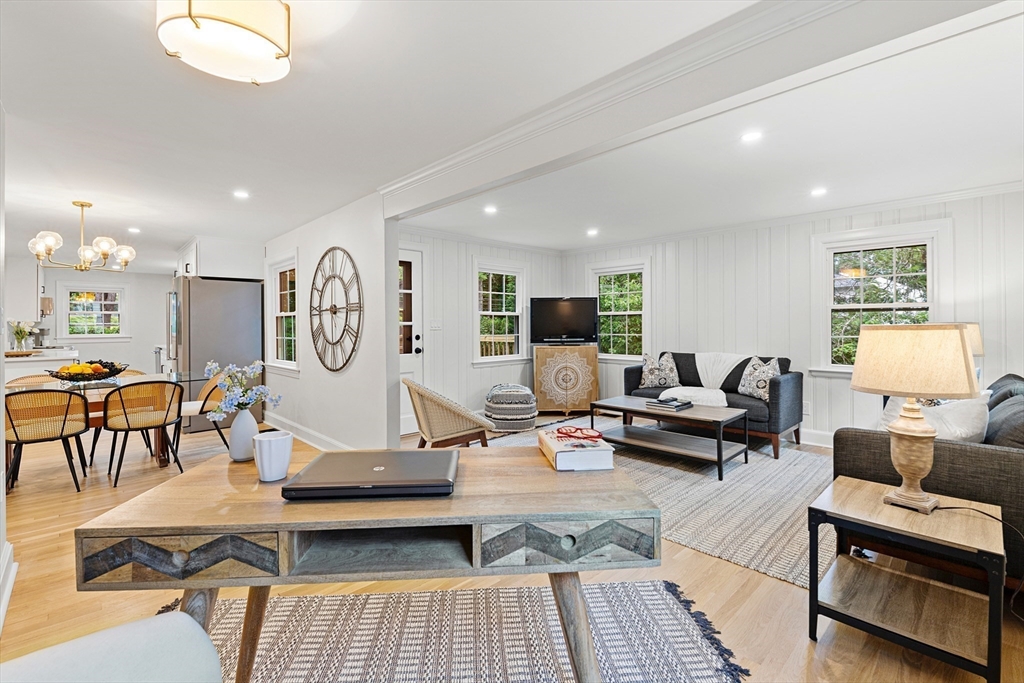 6 George Aggott Road Needham, MA 02492 - Photo 12 of 27