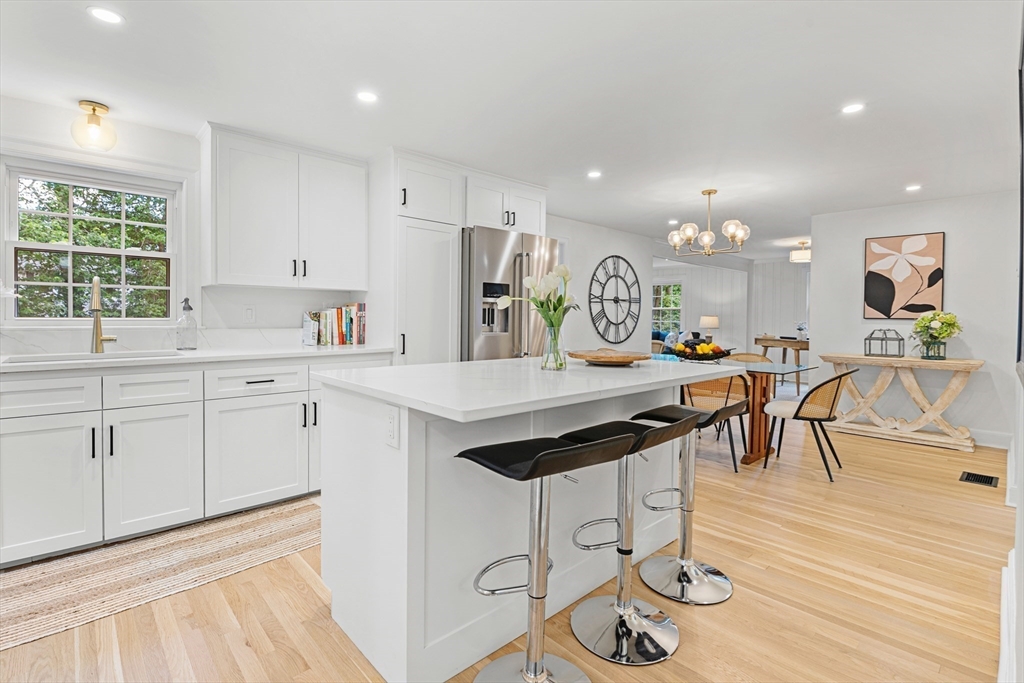 6 George Aggott Road Needham, MA 02492 - Photo 3 of 27