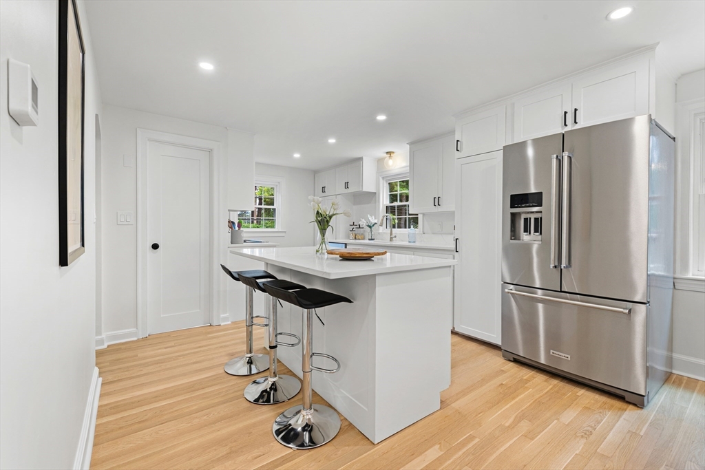 6 George Aggott Road Needham, MA 02492 - Photo 4 of 27